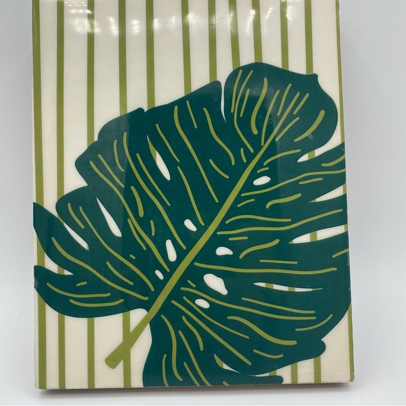 Coton Colors Palm Leaf Serving Tray Small Mango Wood 10 Inches Green Gift Flaws - Picture 3 of 10